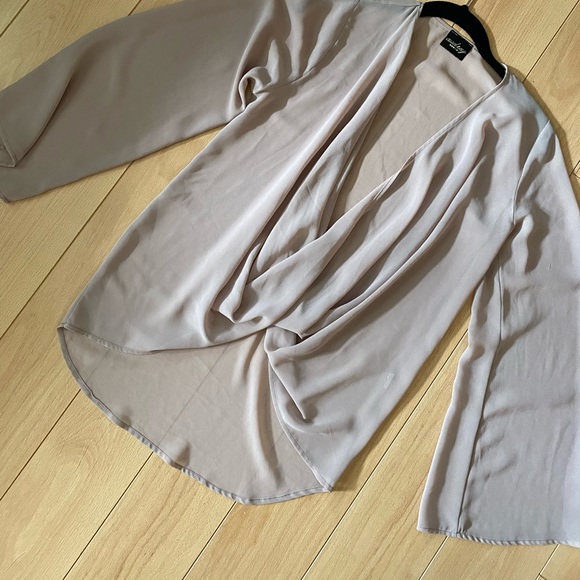 Sheer beige blouse - Picture 2 of 3